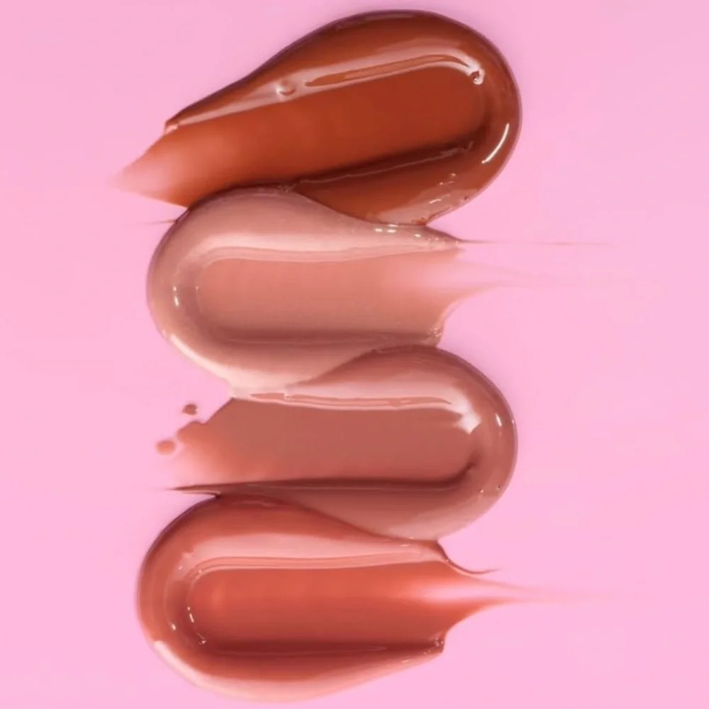 Pink Glossy Lip‎ Balm with Iridescent Shine
